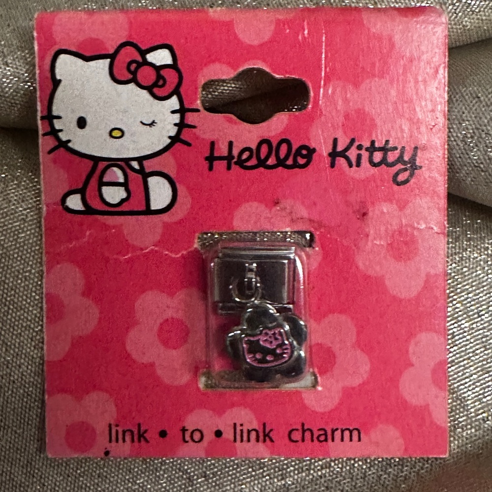 Hello Kitty Silver Link Charm
